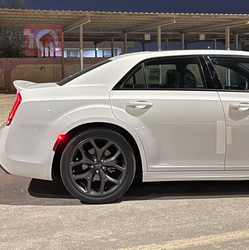 Chrysler 300